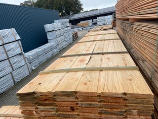 Ca. 120x Douglas Wisselsponning/halfhoutsrabat, 18x190mm, lengte 500cm